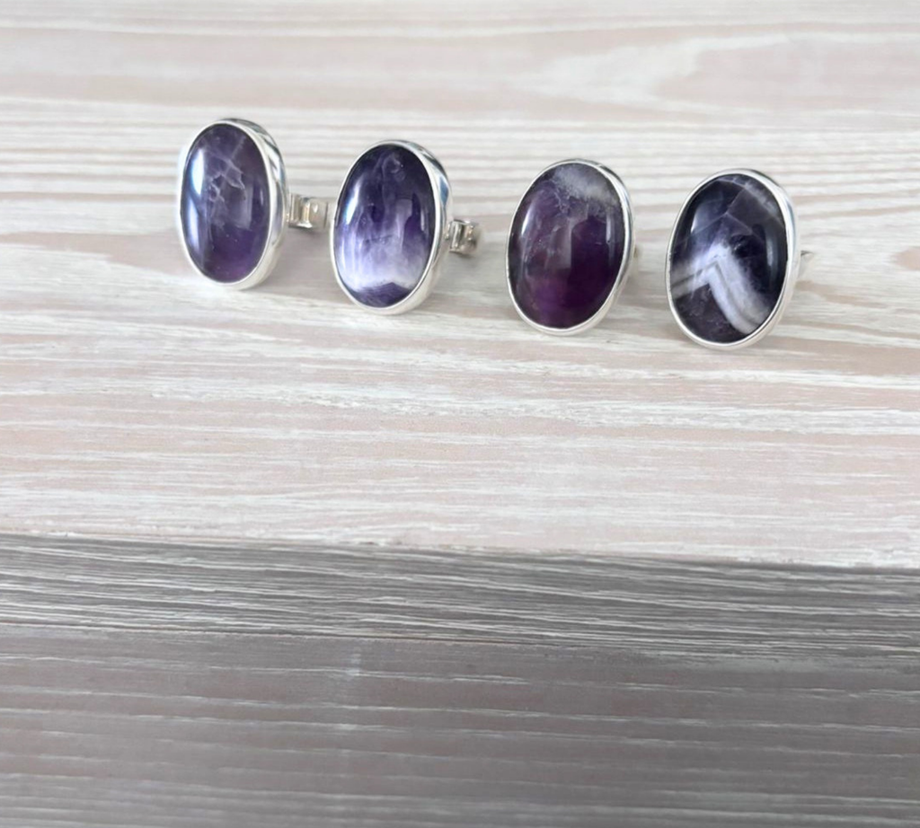 Anillo Oval de Amatista