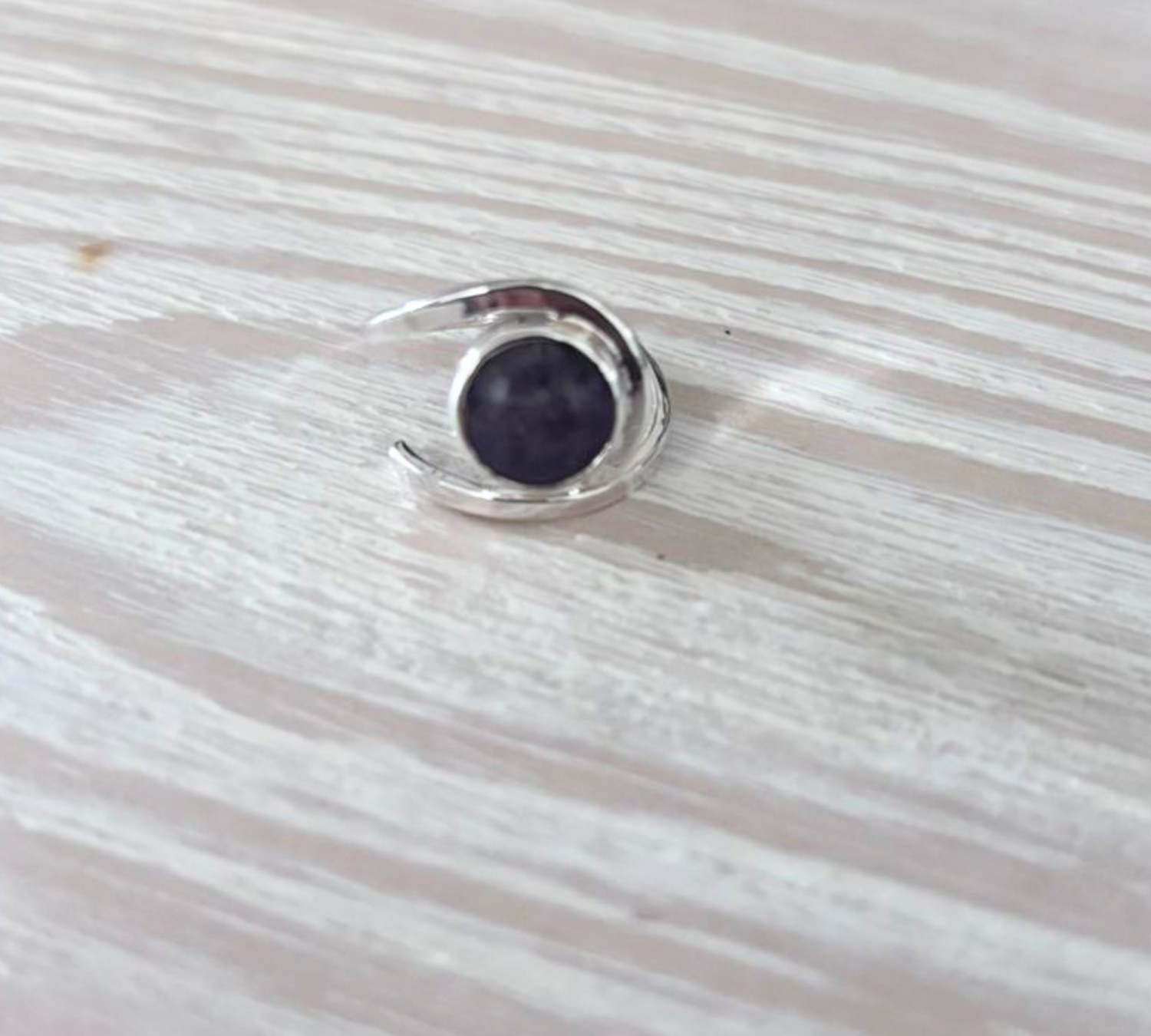 Anillo Espiral de Amatista