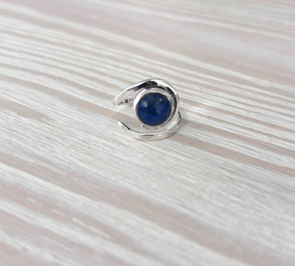 Anillo Espiral de Lapislázuli