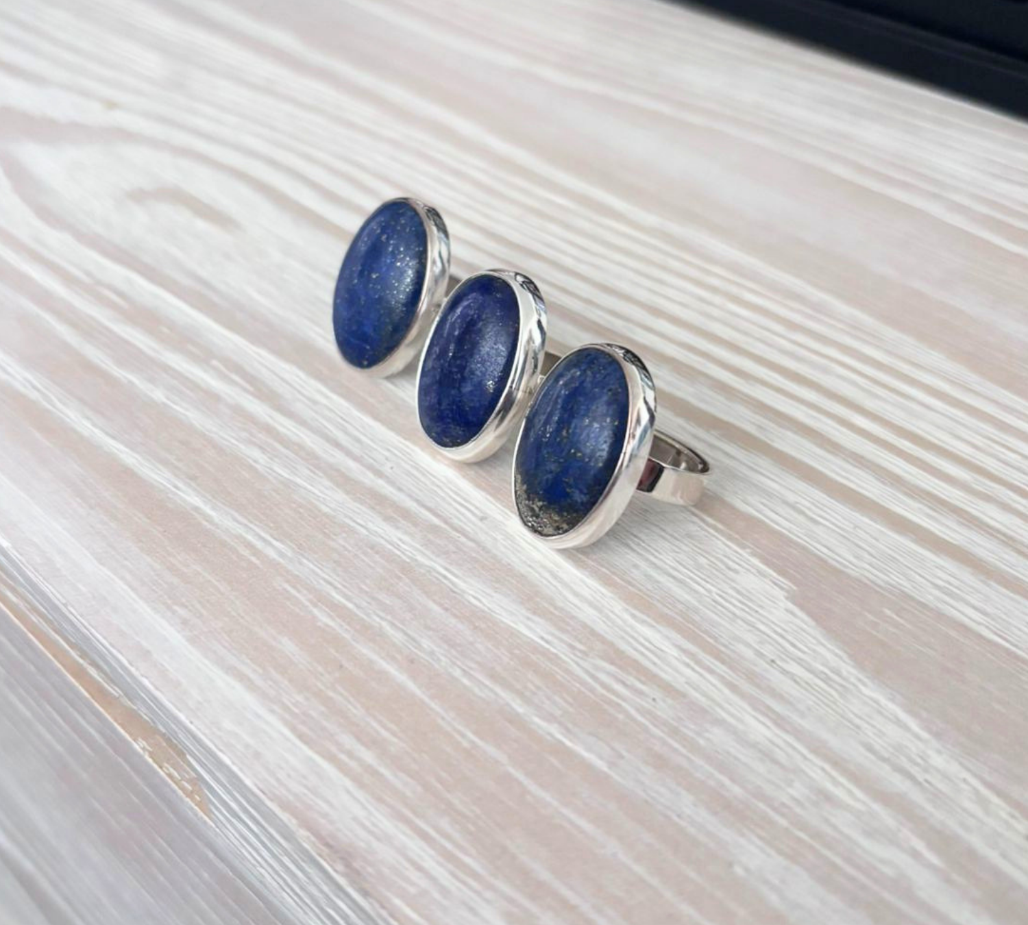 Anillo Oval de Lapislázuli
