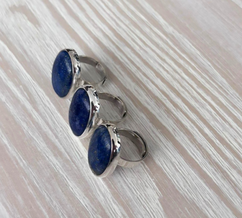 Anillo Oval de Lapislázuli