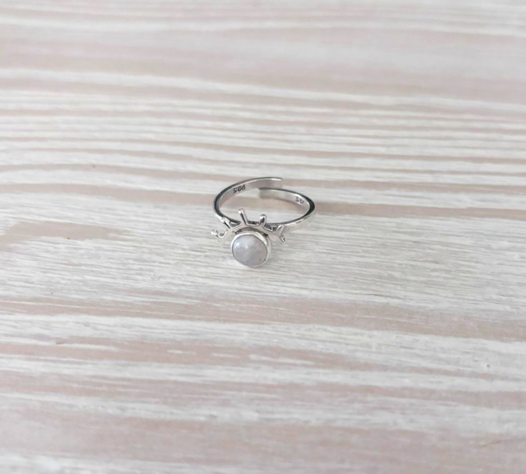 Anillo Ojo de Luna